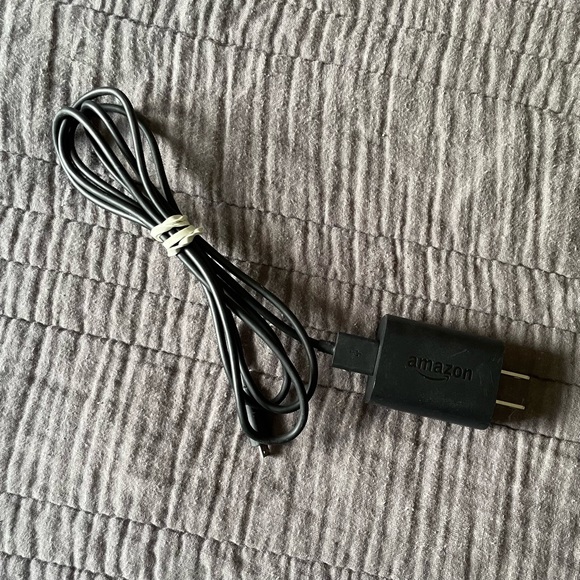 Amazon Kindle Fire 1st Generation 7” Screen Wifi Black Model DO1400 - Picture 11 of 11